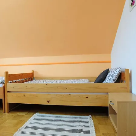 Apartma Primozic *